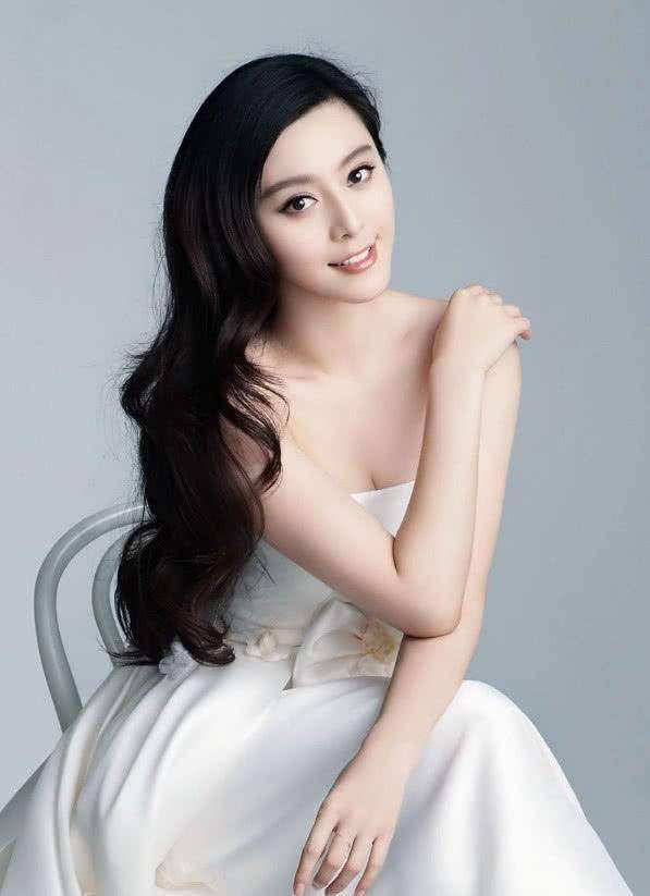 96年出生的中国女明星(出生于1996年的女明星)